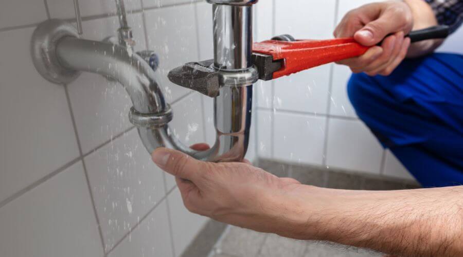 Expert burst pipe repair services in Homer, IN